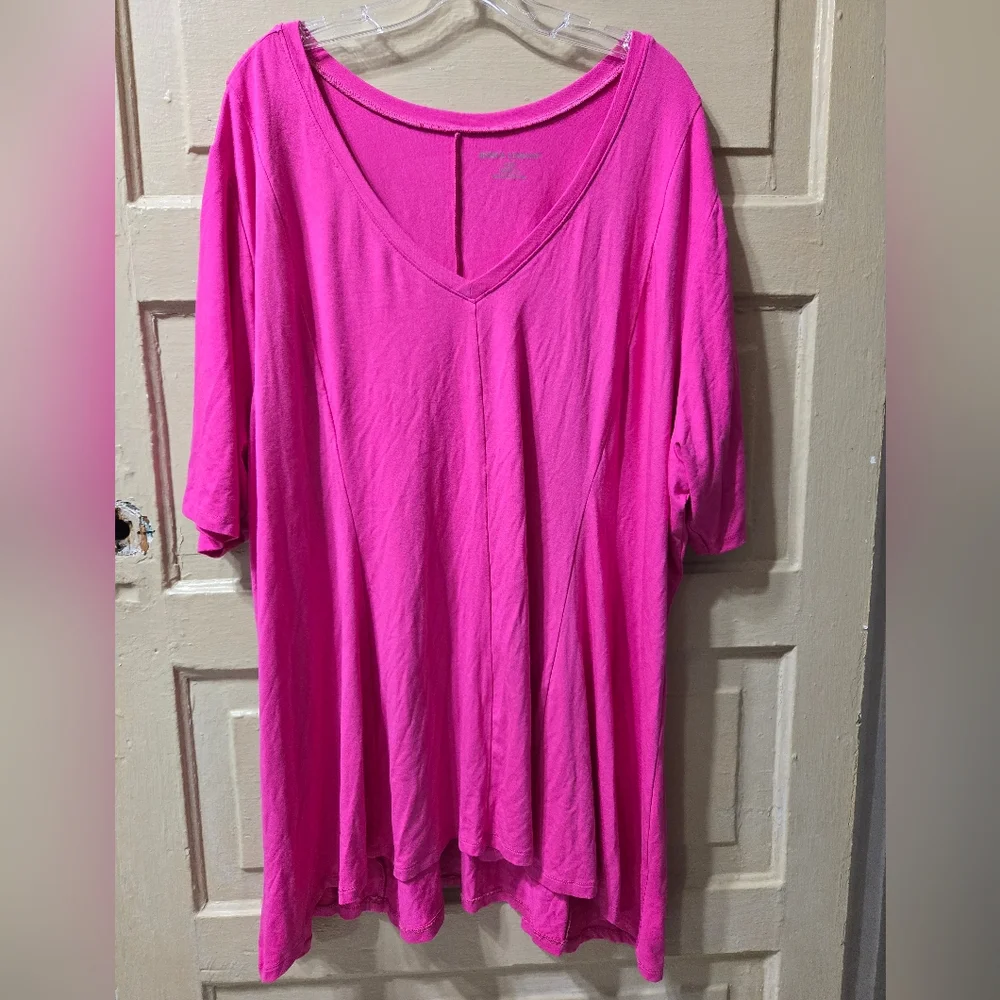🌴Jessica London Pink V-Neck Short Sleeve Shark Bit Hem Top EUC Size: 30/32 - Picture 1 of 4